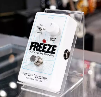 Store Special Product - Electro-Harmonix - Freeze Sound Retainer Pedal